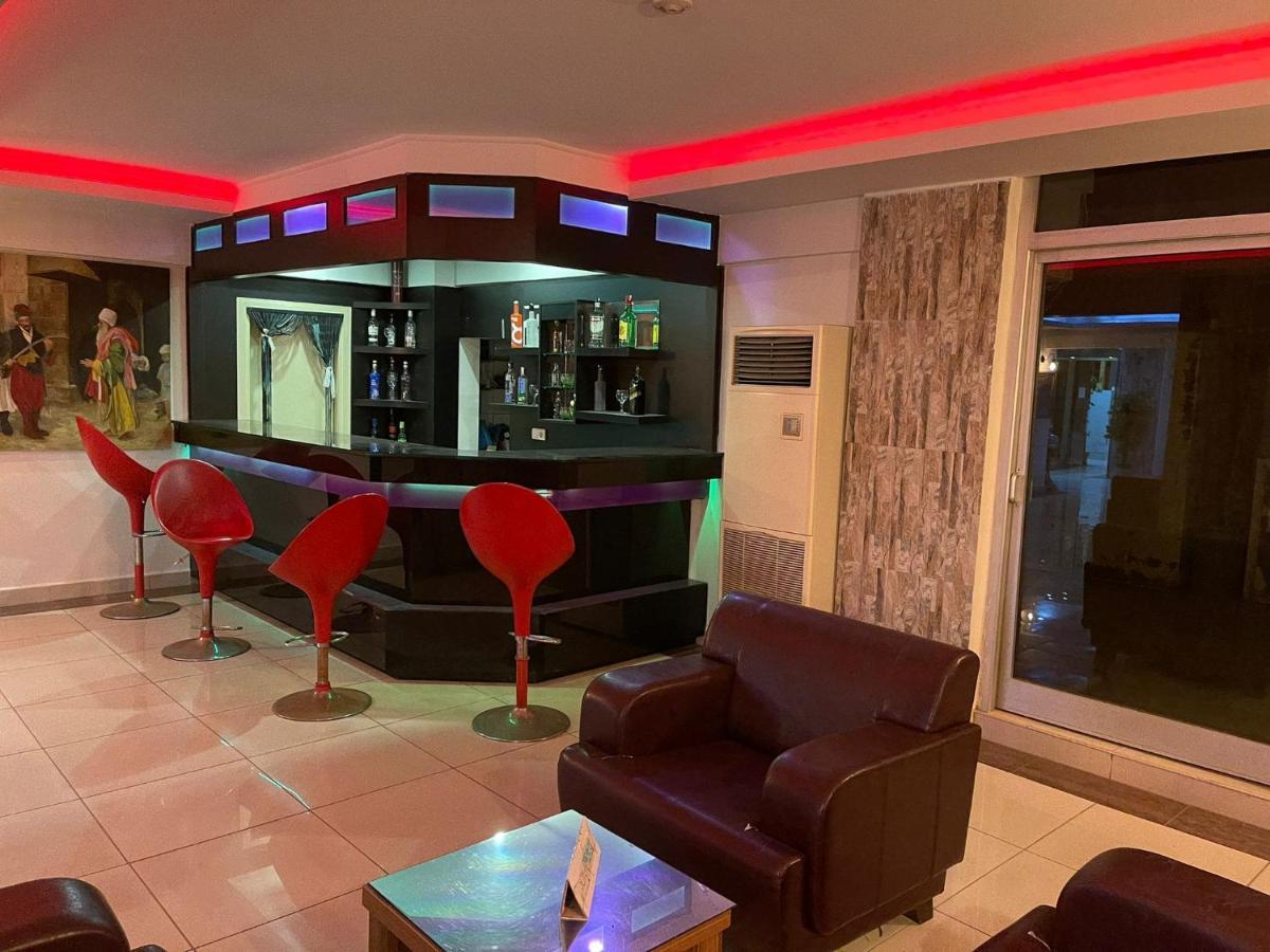 Denizhan Otel 2*